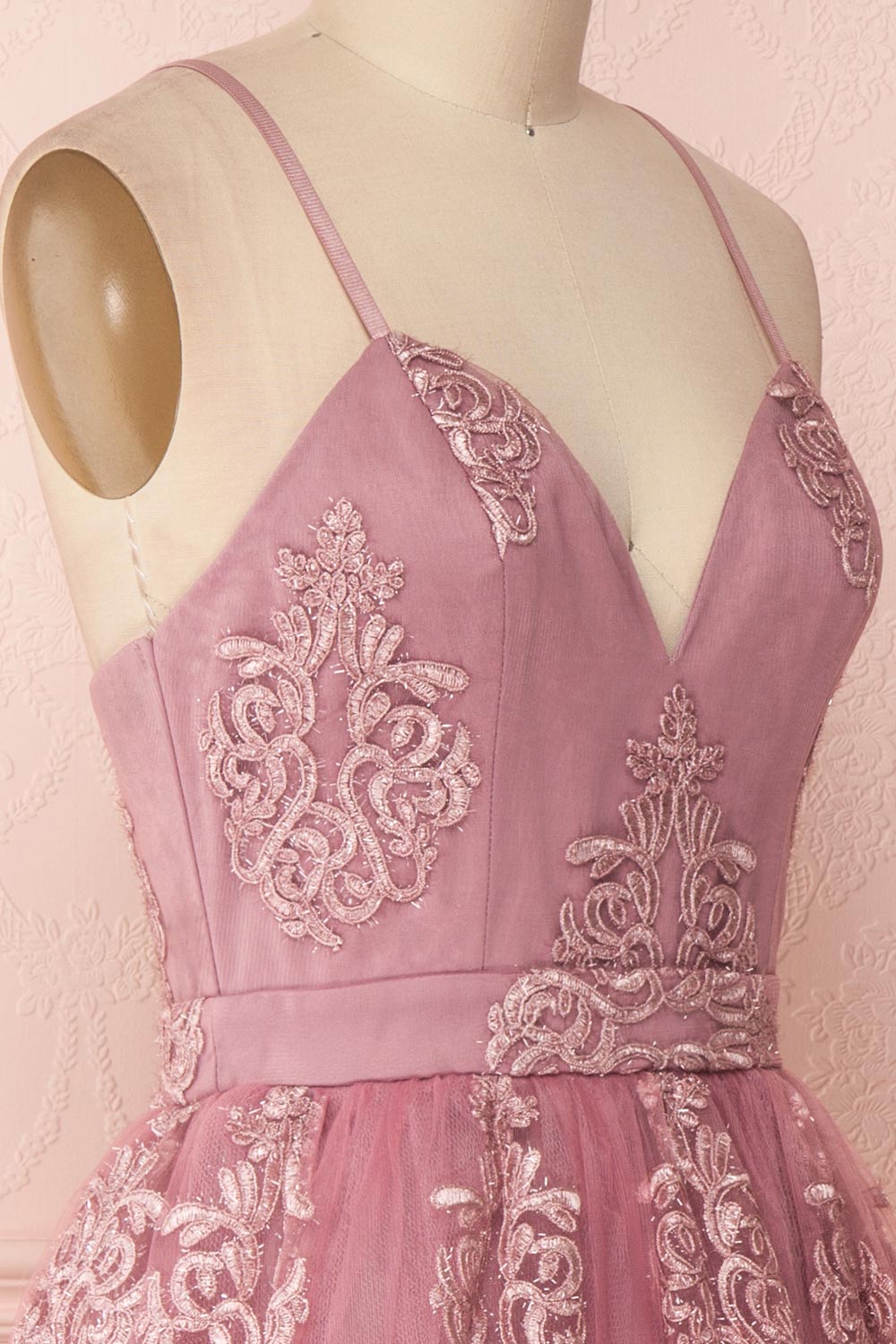 Jyn Rosé | Lilac Embroidered Dress