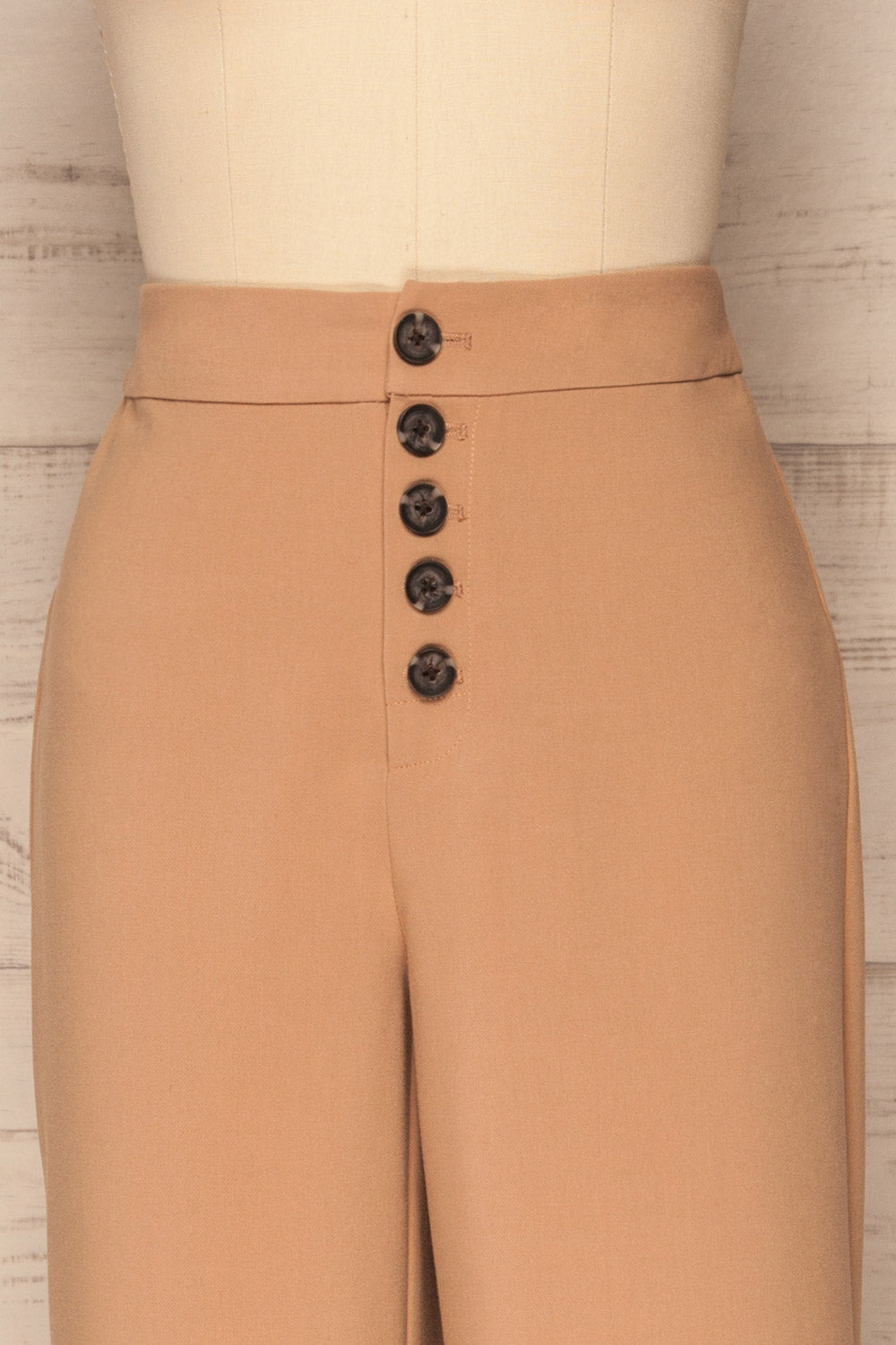 Kalisz Sand Taupe High-Waisted Pants front close up | La Petite Garçonne