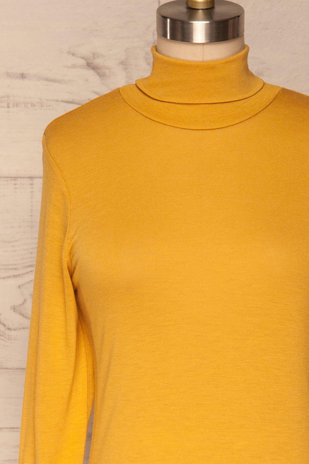 Kamien Citrine Mustard Yellow Turtleneck Top | FRONT CLOSE UP | La Petite Garçonne