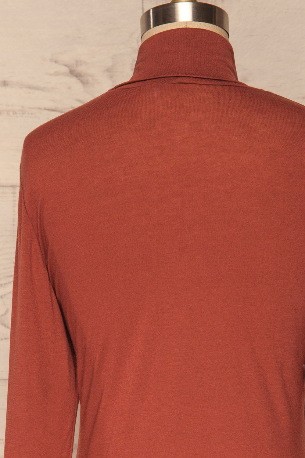 Kamien Coraline Rust Orange Turtleneck Top | BACK CLOSE UP | La Petite Garçonne