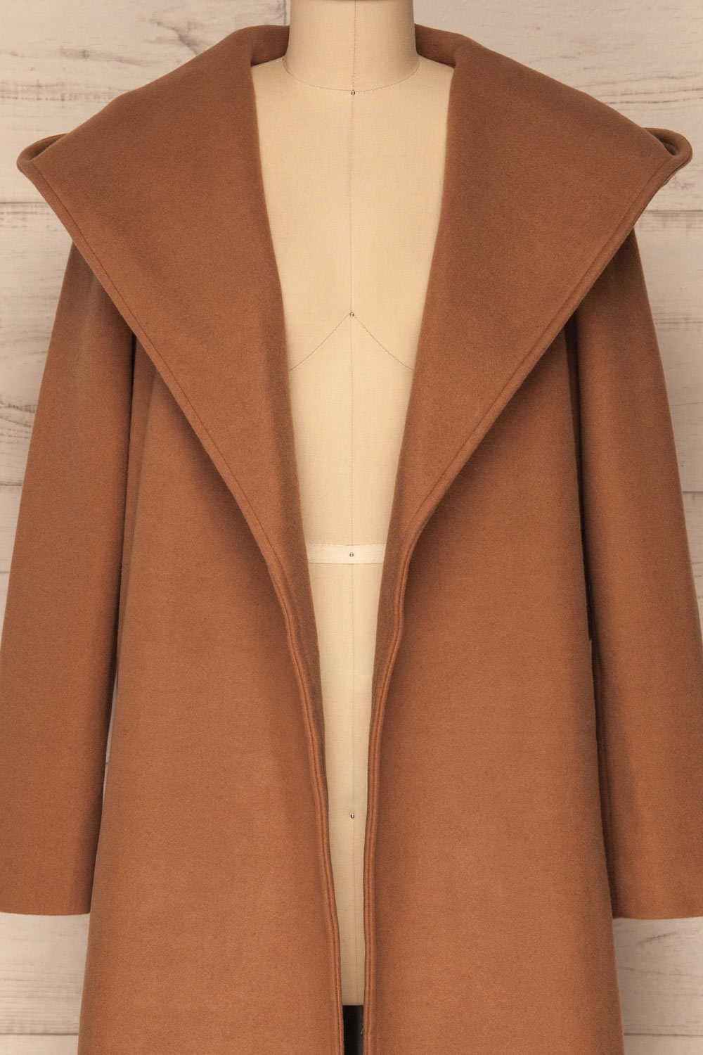 Almeirim Brown Felt Trench Coat | La Petite Garçonne front open close-up