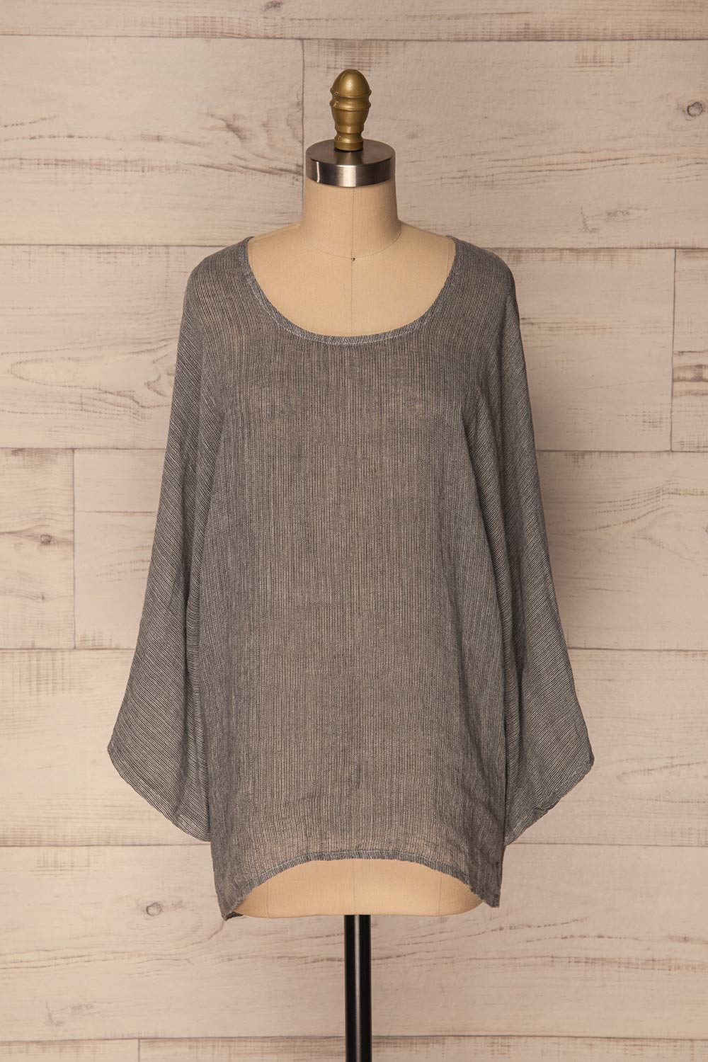 Kanegem Grey Long Sleeve Oversized Top | La Petite Garçonne Chpt. 2 1