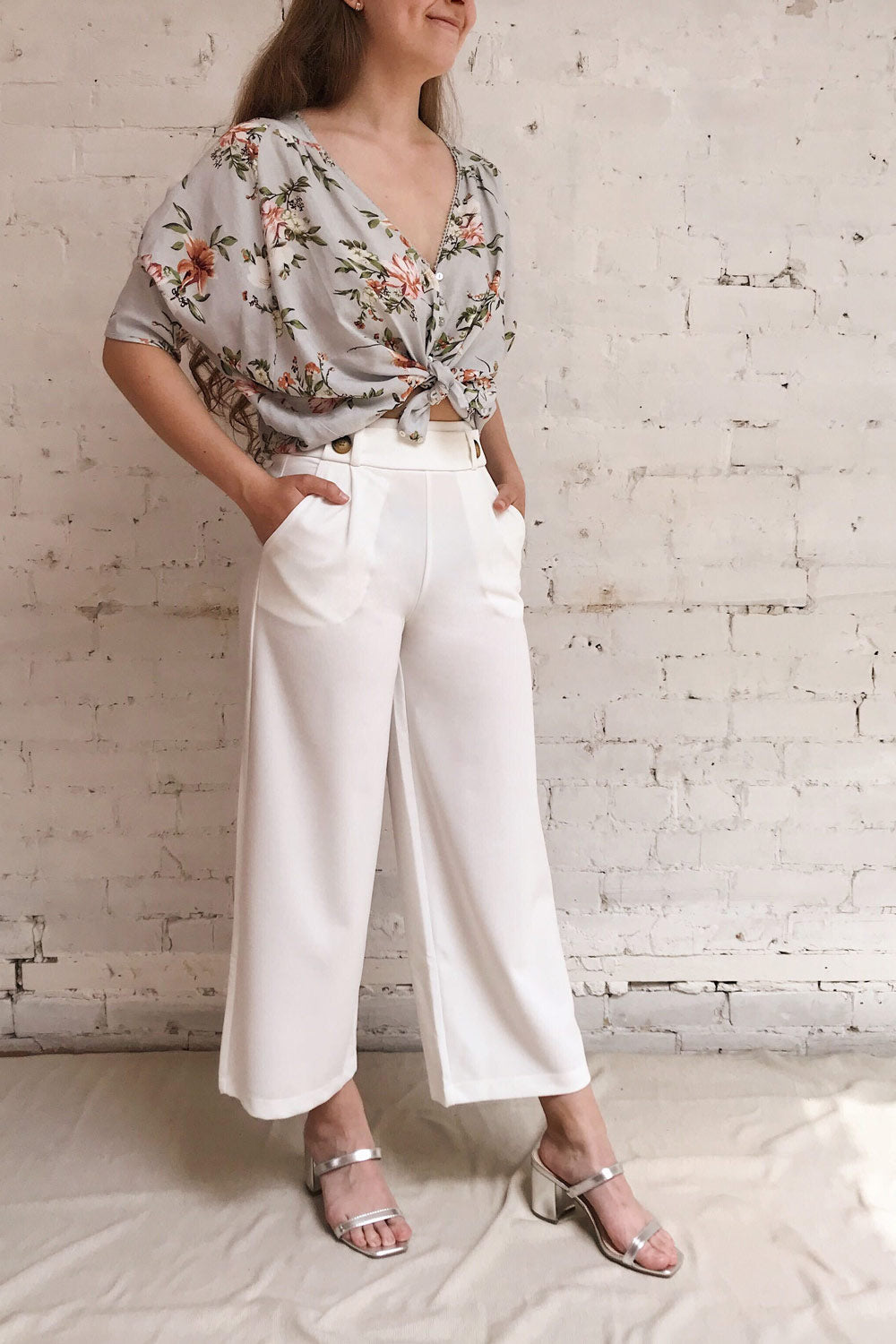 Rapallo White Wide Leg Pants w/ Pockets | La petite garçonne on model