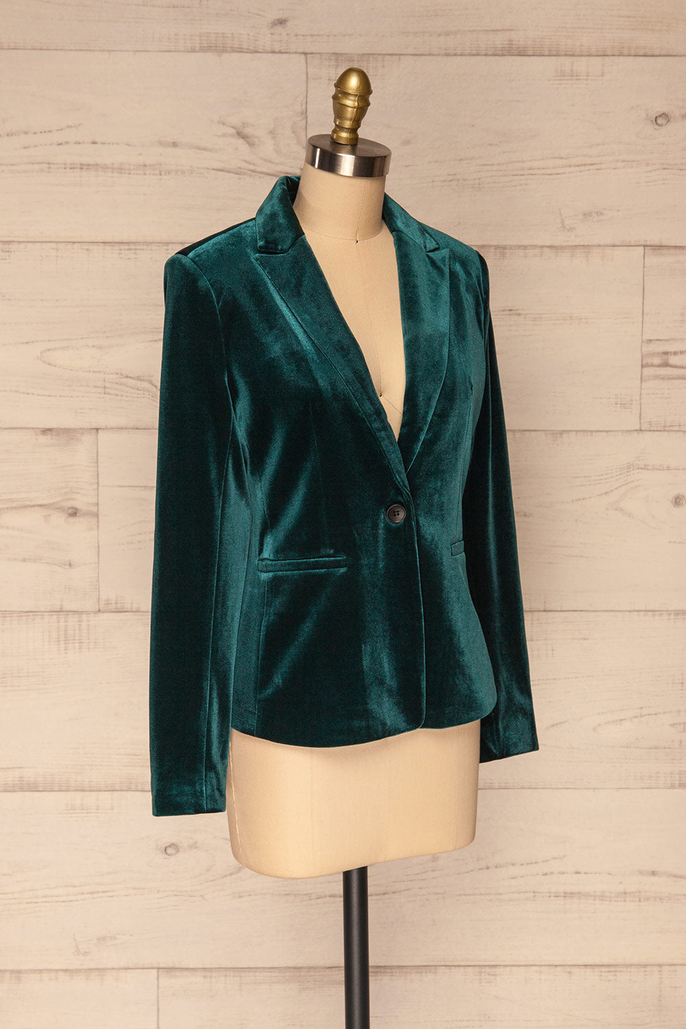 Kolding Teal Velvet Tailored Blazer | La petite garçonne side view