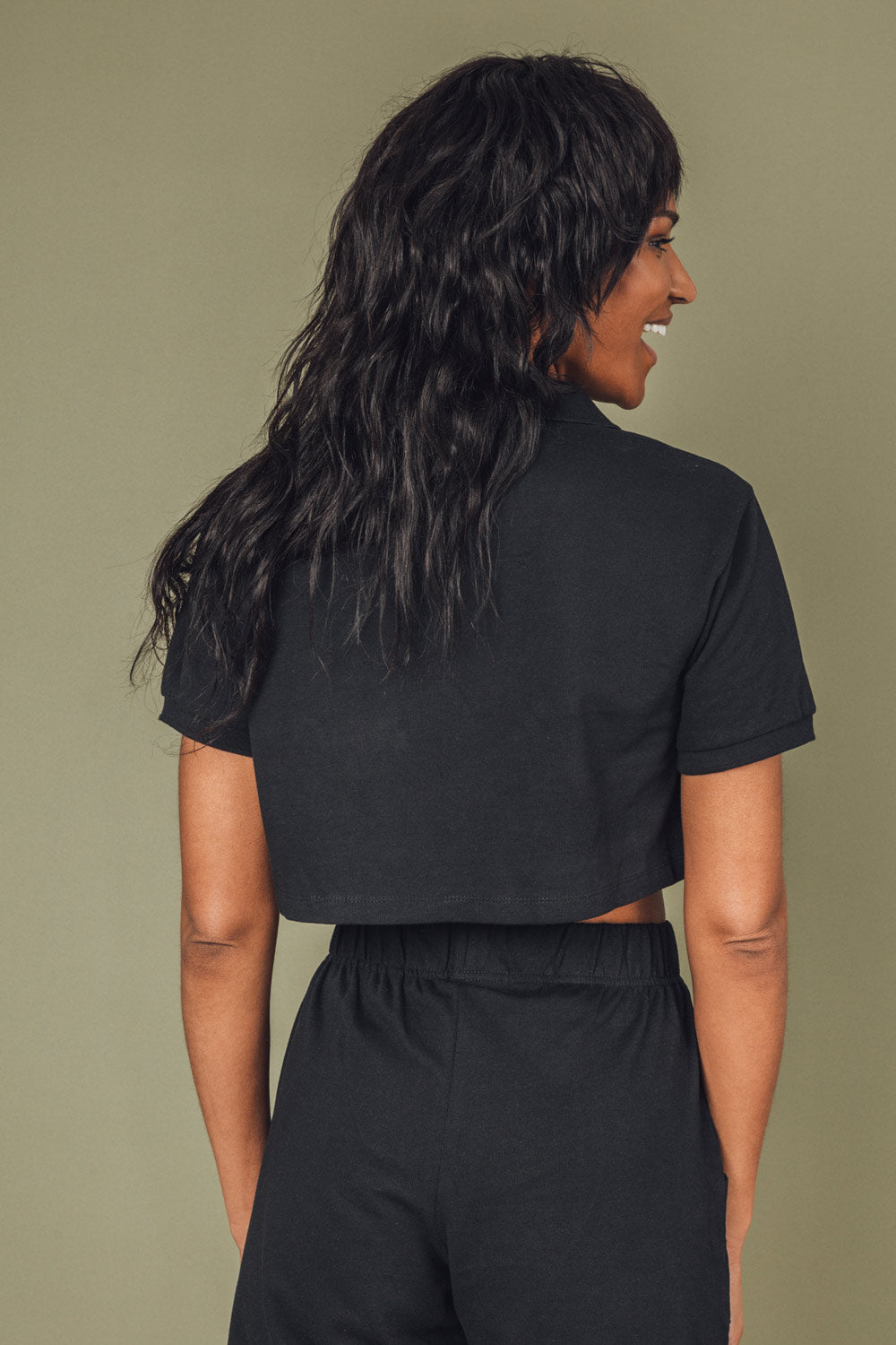 Naas Black Jogger Short with Pockets | La petite garçonne model nana