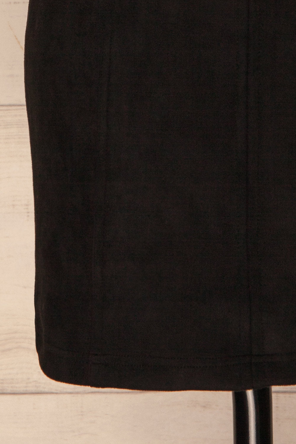 Krasica Black Faux Suede Mini Skirt | La Petite Garçonne 8