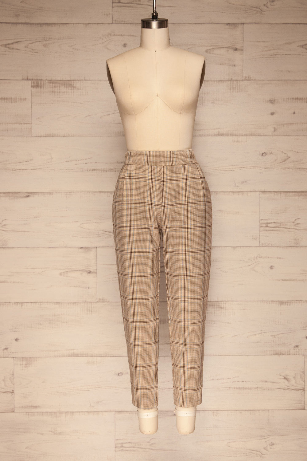 Lara Beige Straight Leg Plaid Pants | La petite garçonne front view