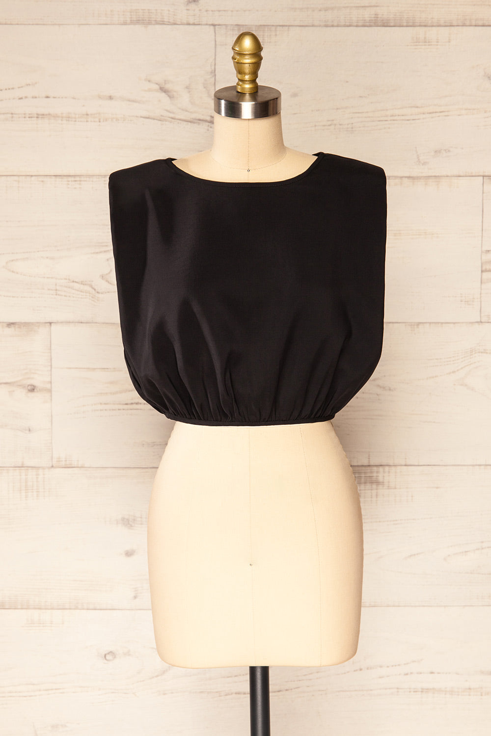 Leon Black Shoulder Pads Crop Top | La petite garçonne front view