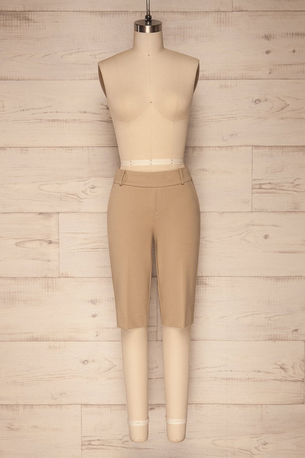 Lieksa Beige Bermuda Shorts w/ Pockets | La petite garçonne