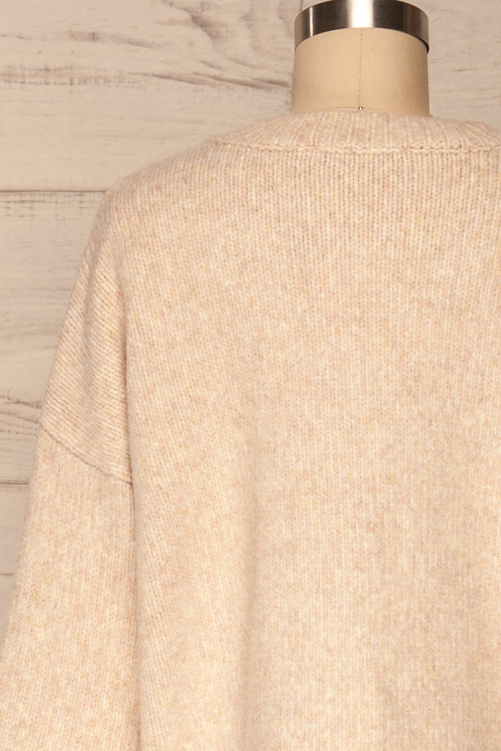 Listalin Beige Cropped Knit Sweater | La petite garçonne back close up