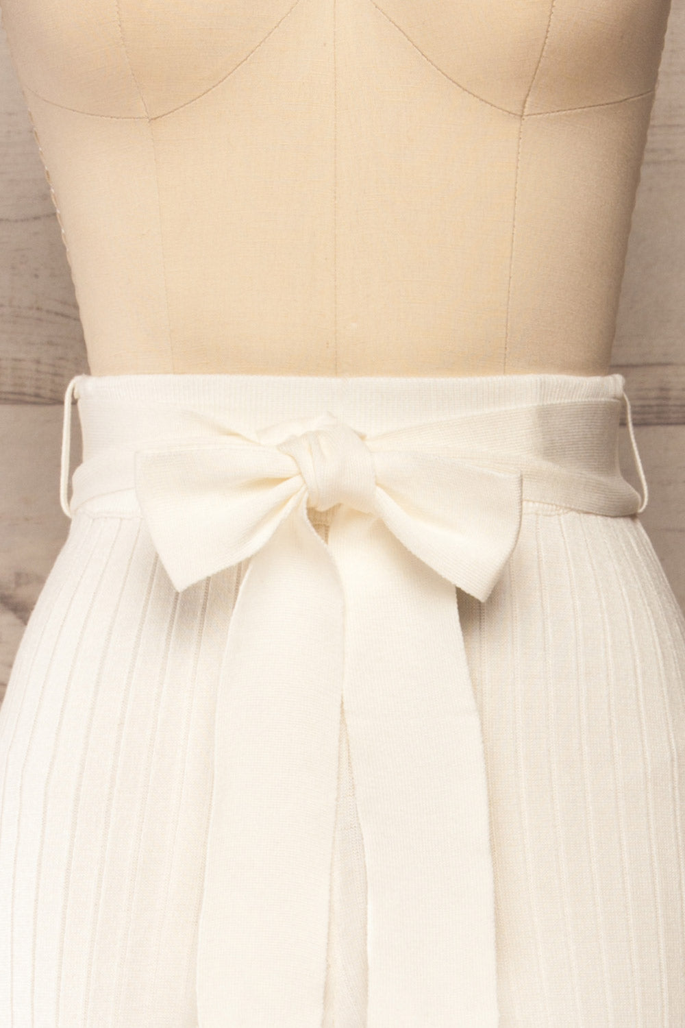 Livny Ivory Ribbed Wide Leg Pants | La petite garçonne front close-up