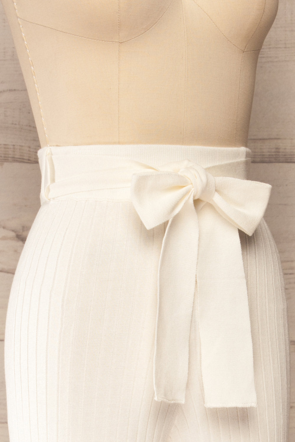 Livny Ivory Ribbed Wide Leg Pants | La petite garçonne side close-up