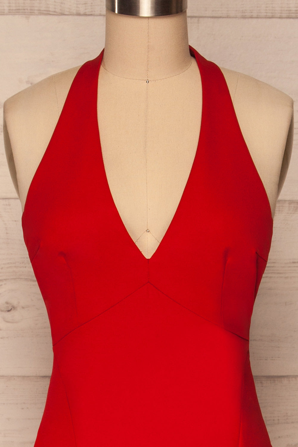 Lubomierz Red Fitted Maxi Mermaid Dress | La petite garçonne front close up