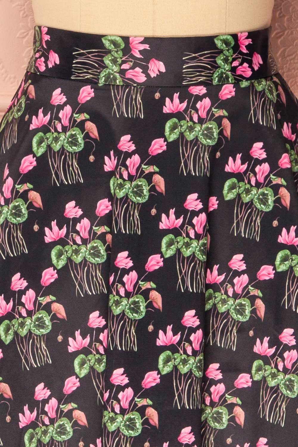 Mahira | Black Floral Skirt