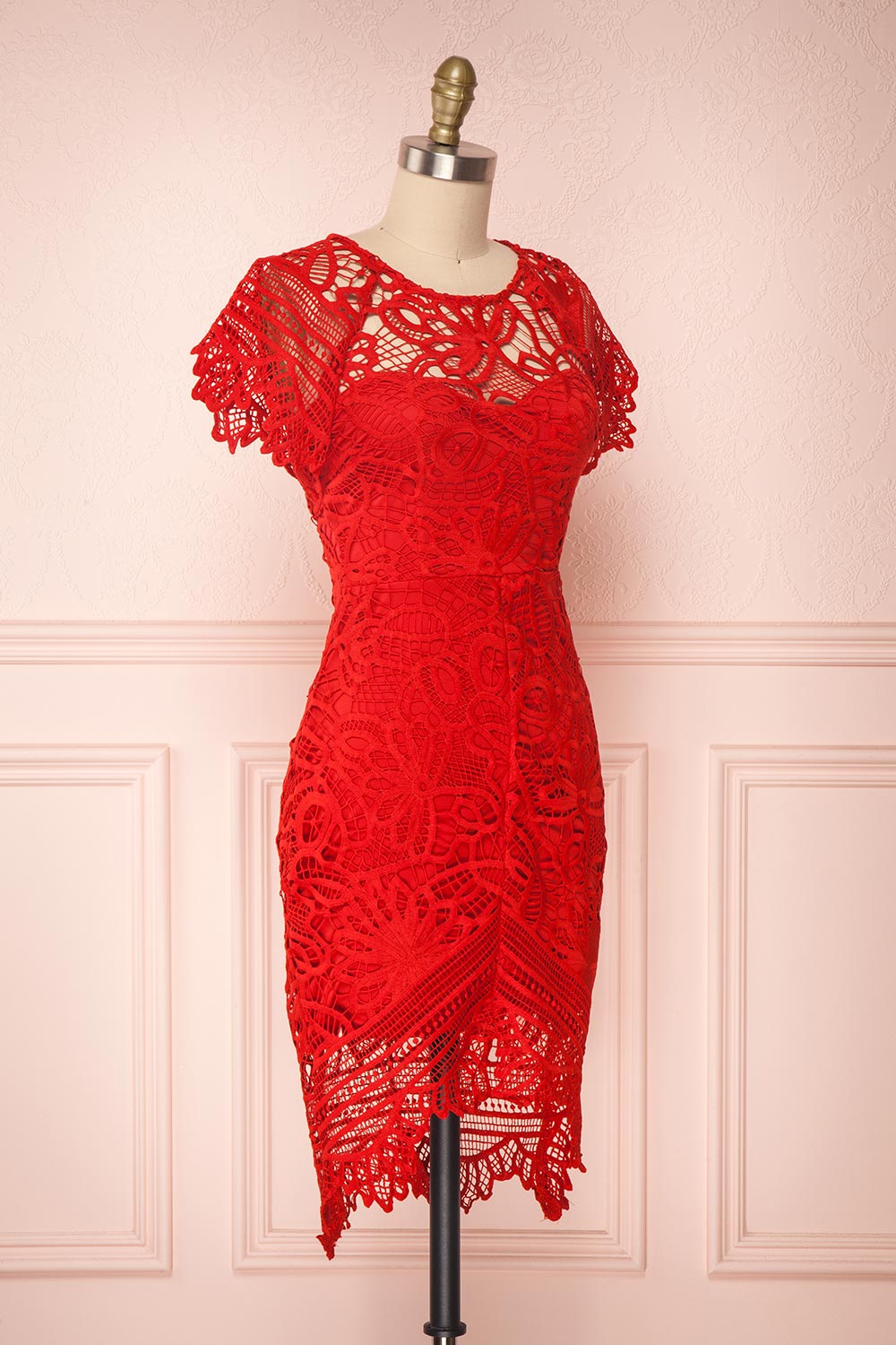 Mattea Red | Robe de Dentelle Rouge
