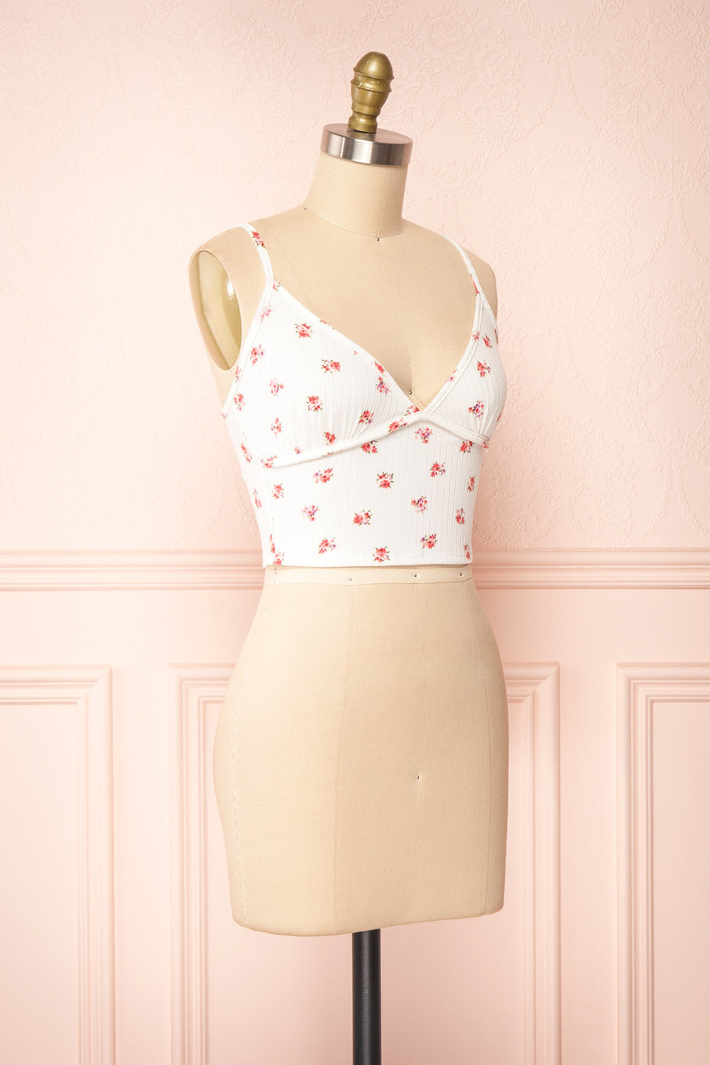 Maud White Ribbed Floral V-Neck Cropped Cami | Boutique 1861 side view