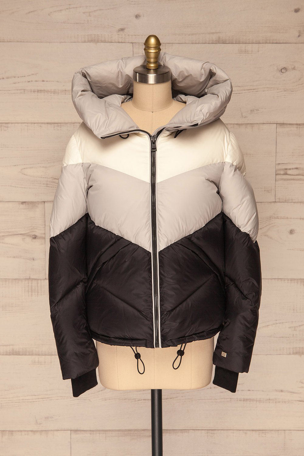 Milvina Black & White Winter Coat | La petite garçonne front view