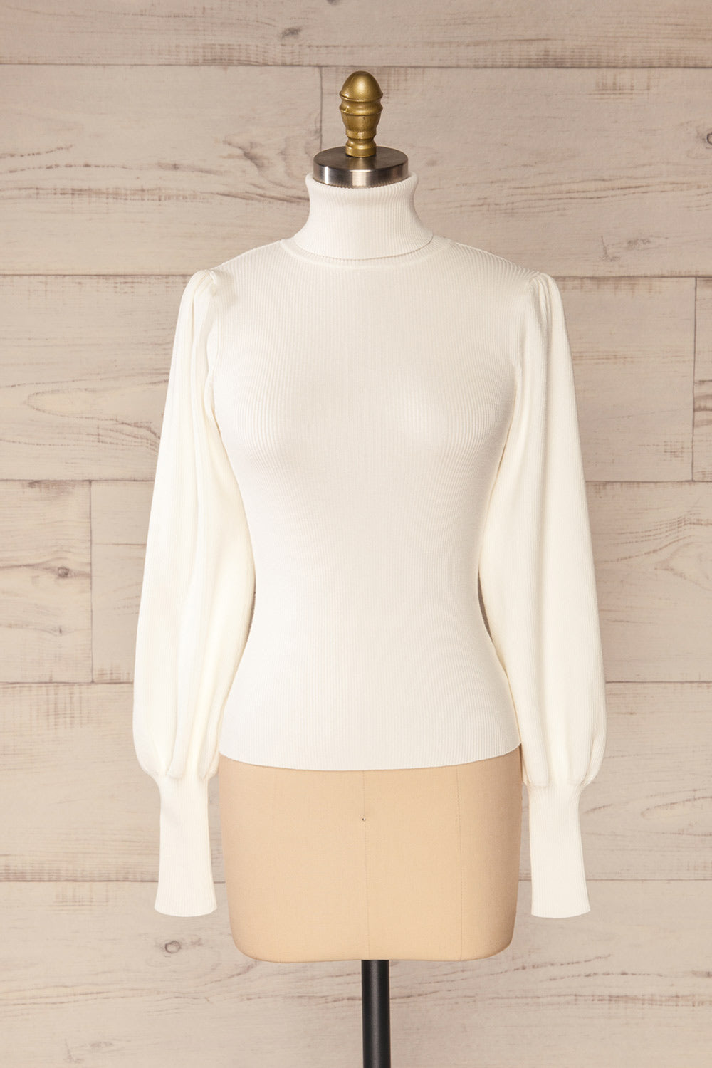 Moino White Puffy Sleeve Turtleneck | La petite garçonne front view
