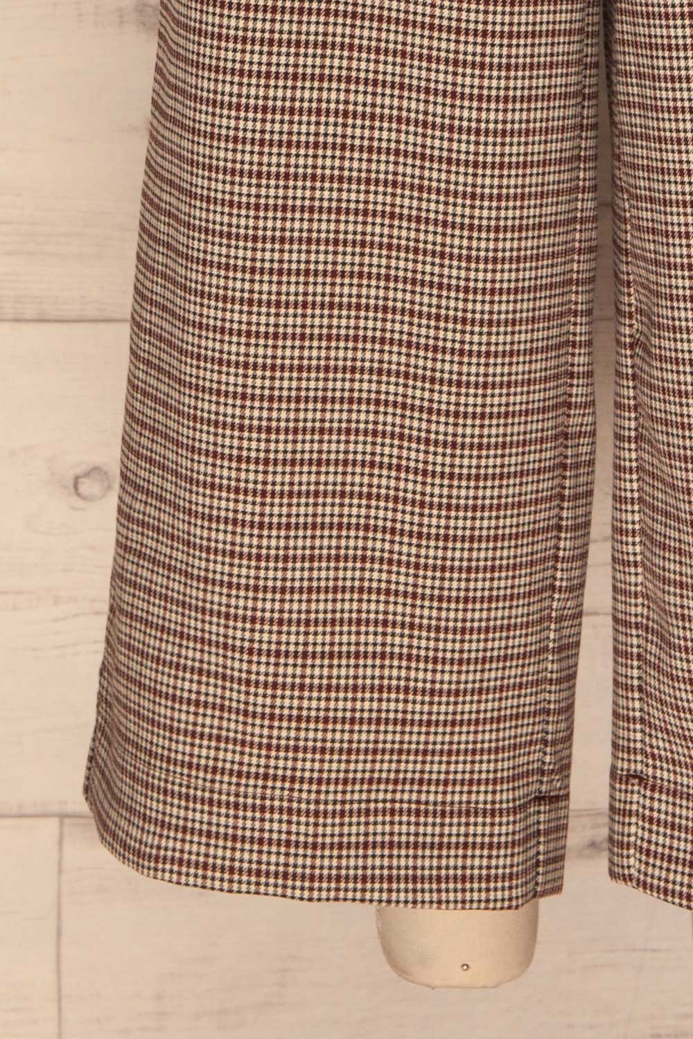 Montfort Beige & Black Houndstooth Wide Leg Pants leg close up | La Petite Garçonne