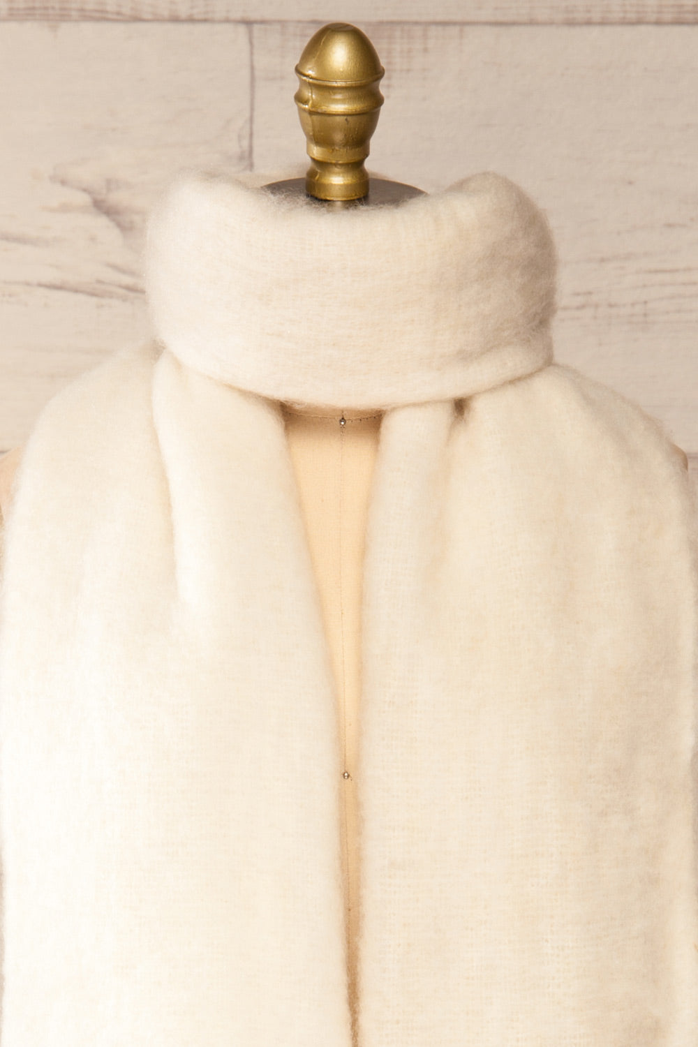 Morska Ivory Soft Fringe Scarf | La petite garçonne front close-up