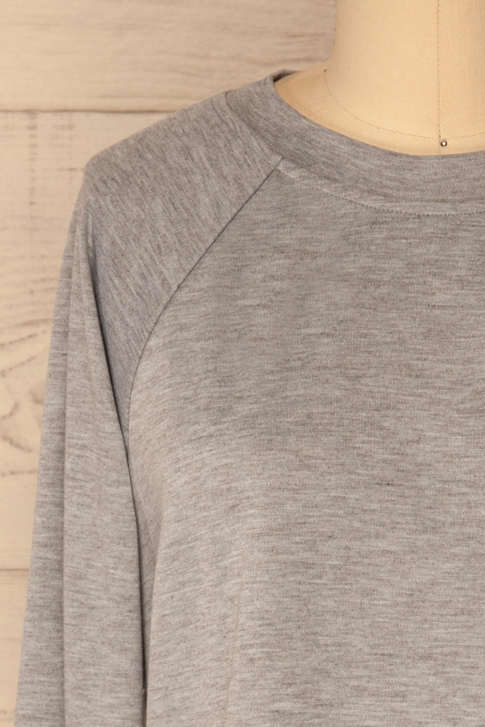 Mottola Brume Grey Pull-Over with White Ruffles | La Petite Garçonne 3