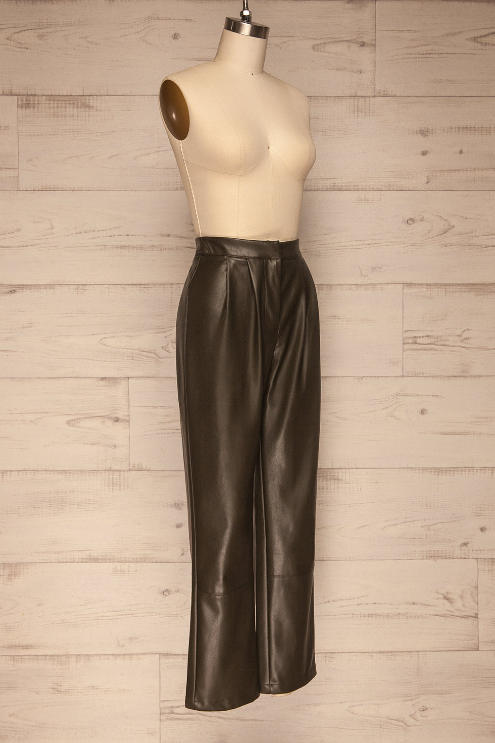 Naarden Olive Green Faux-Leather Pants | La petite garçonne side view
