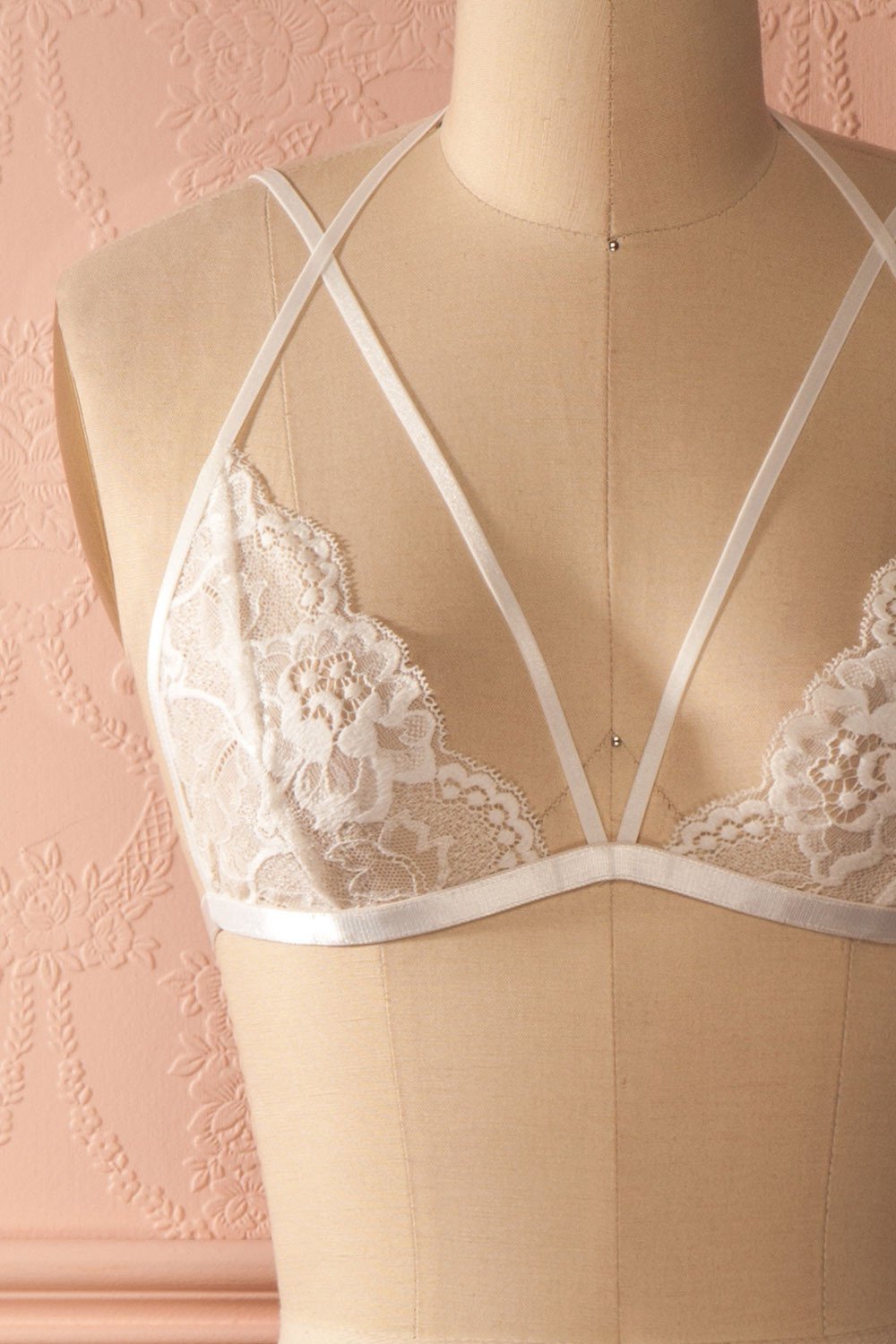 Nellyda - White lace halter bralette