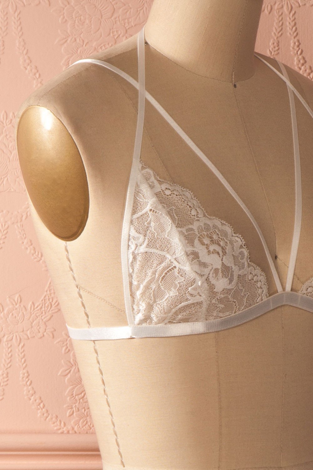 Nellyda - White lace halter bralette