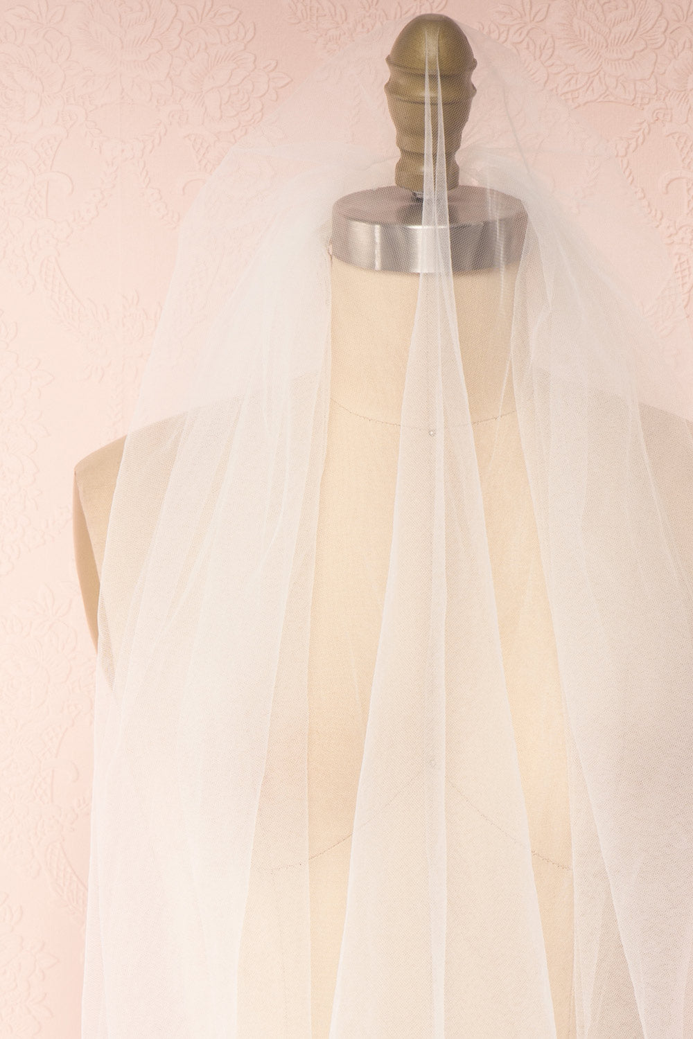 Oriana Ivory Seamless Wedding Veil over close up | Boudoir 1861