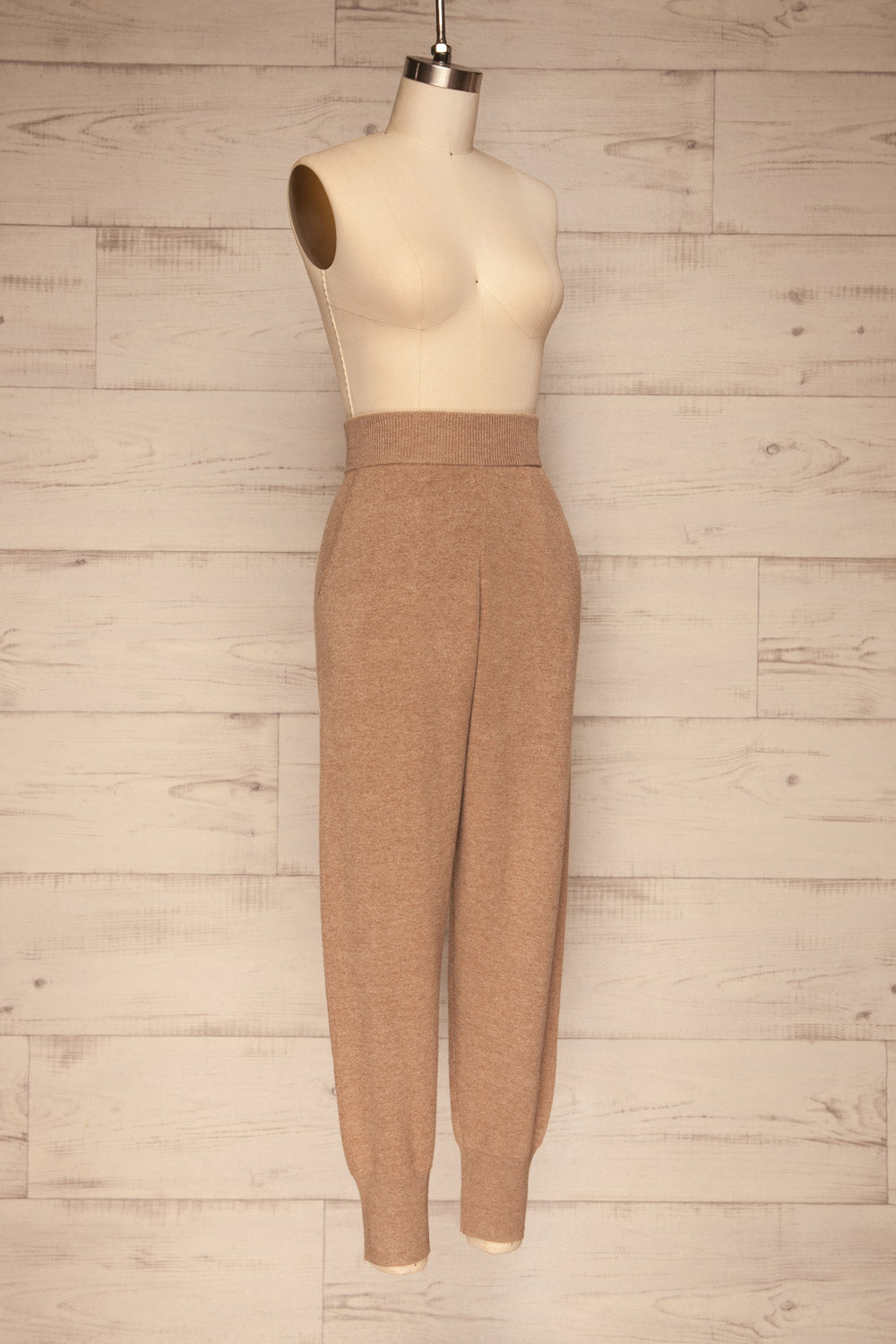 Ostrow Taupe Knitted Joggers w/ Pockets | La petite garçonne side view