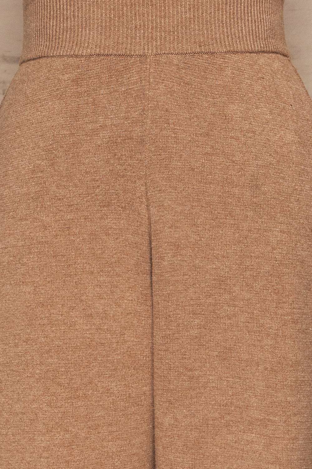 Ostrow Taupe Knitted Joggers w/ Pockets | La petite garçonne fabric