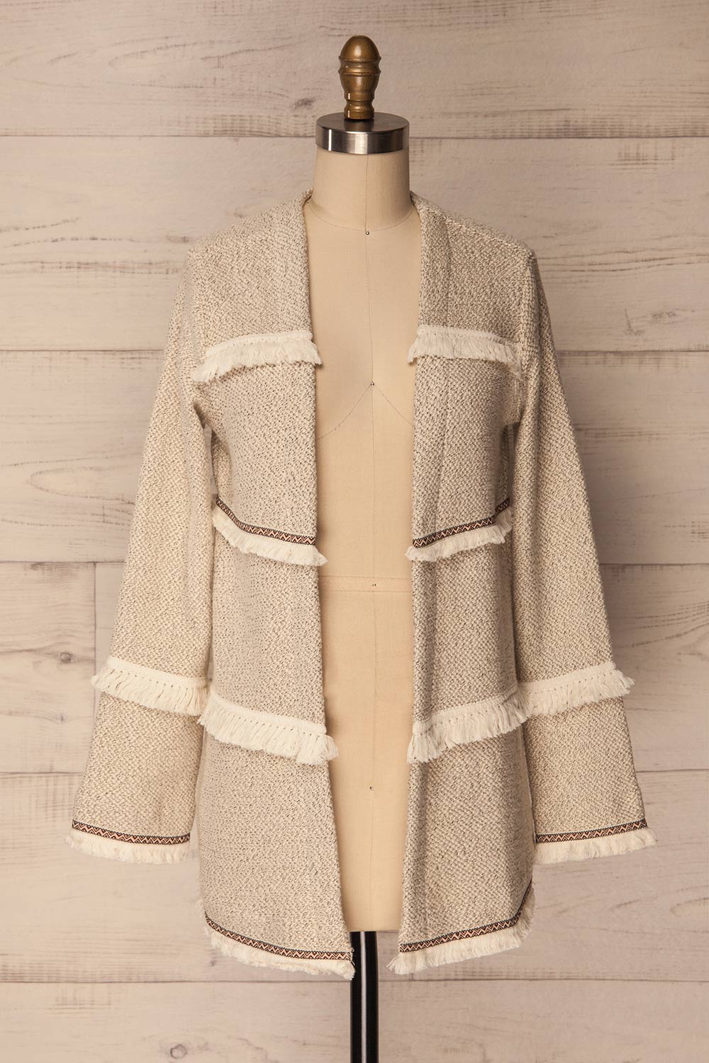 Paggese Ivory Open Jacket with Pattern & Fringe | La petite garçonne 1