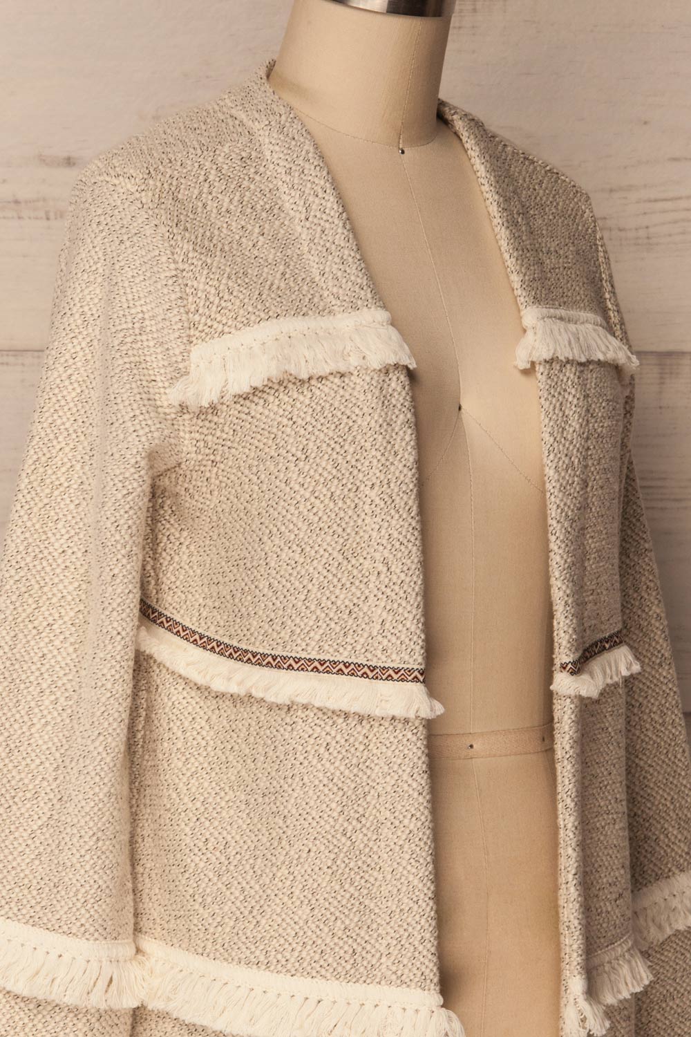 Paggese Ivory Open Jacket with Pattern & Fringe | La petite garçonne 4