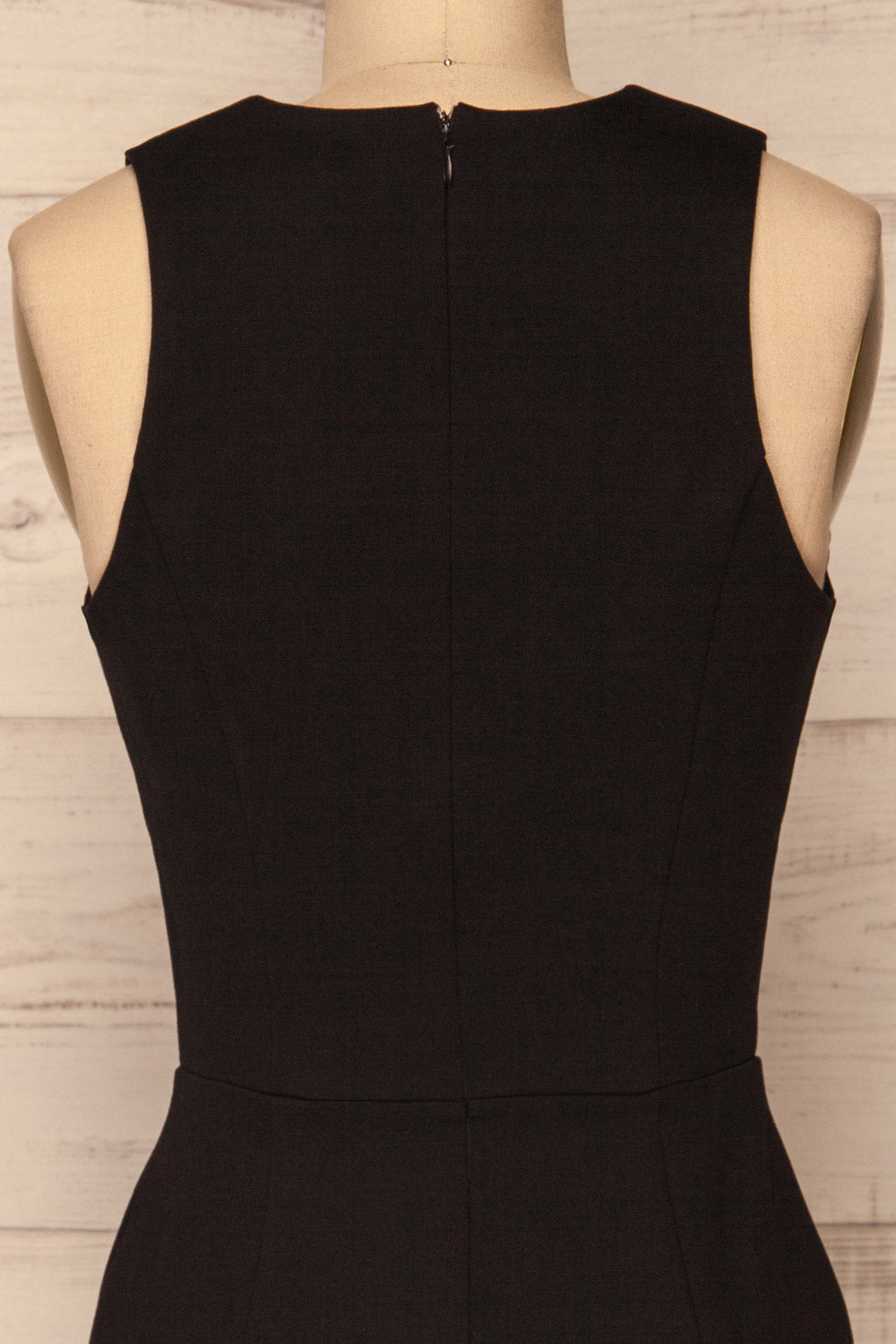 Perpignan Black Fitted Cocktail Dress | La Petite Garçonne back close-up