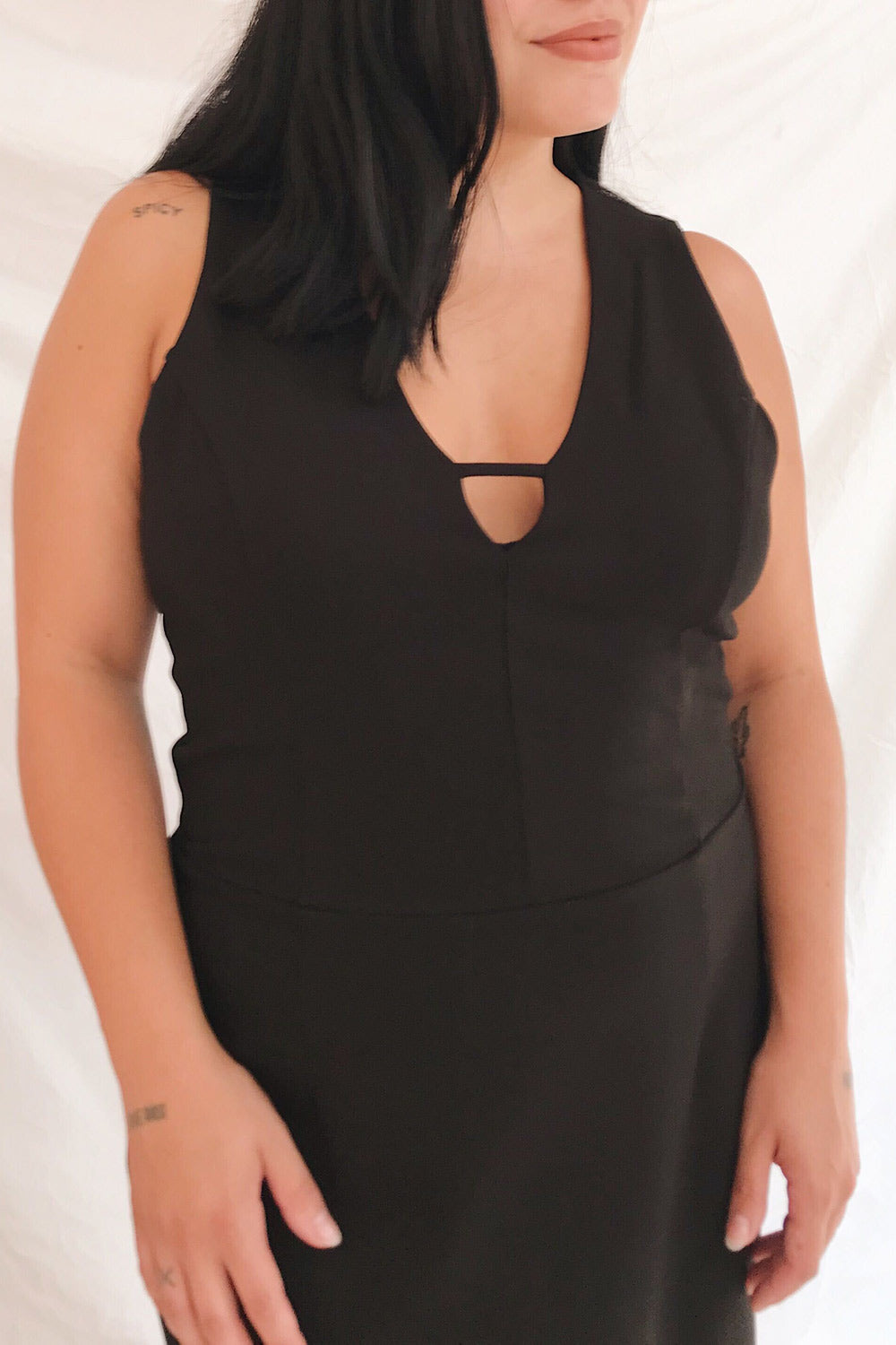 Perpignan Black Fitted Cocktail Dress | La Petite Garçonne on model