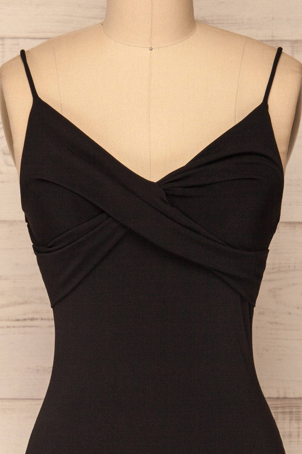 Phoebe Black Short Fitted Dress w/ V-Neck | La Petite Garçonne front close-up