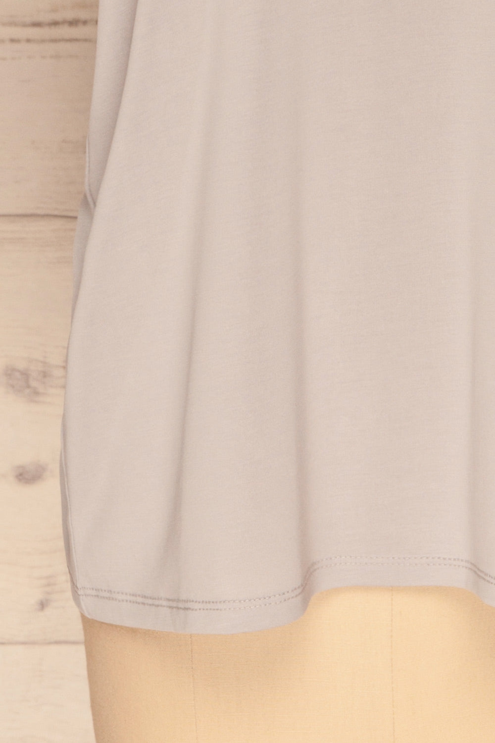 Pinhel Light Grey Basic Loose T-Shirt | La petite garçonne bottom