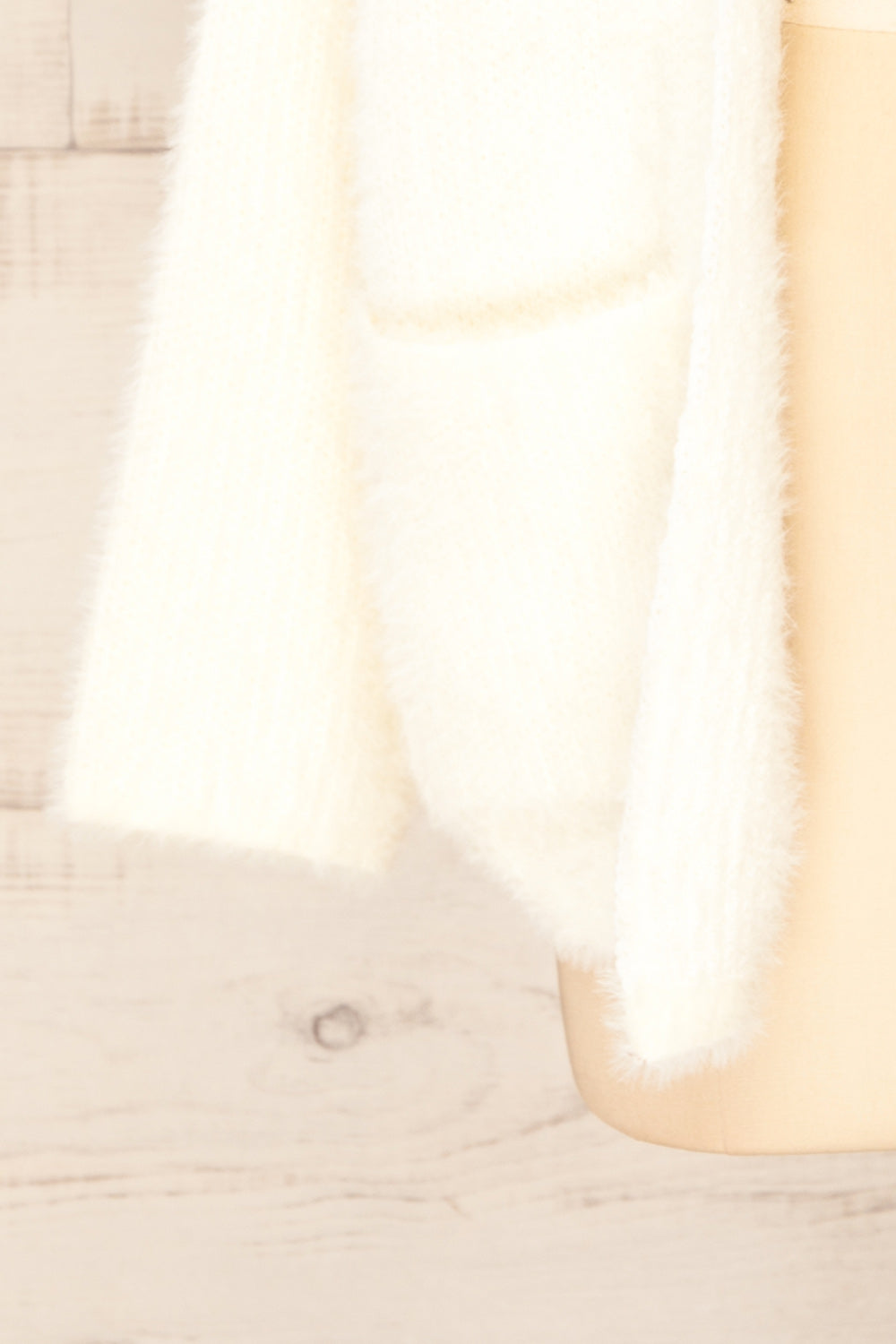 Plock Ivory Fuzzy Open Cardigan | La petite garçonne bottom