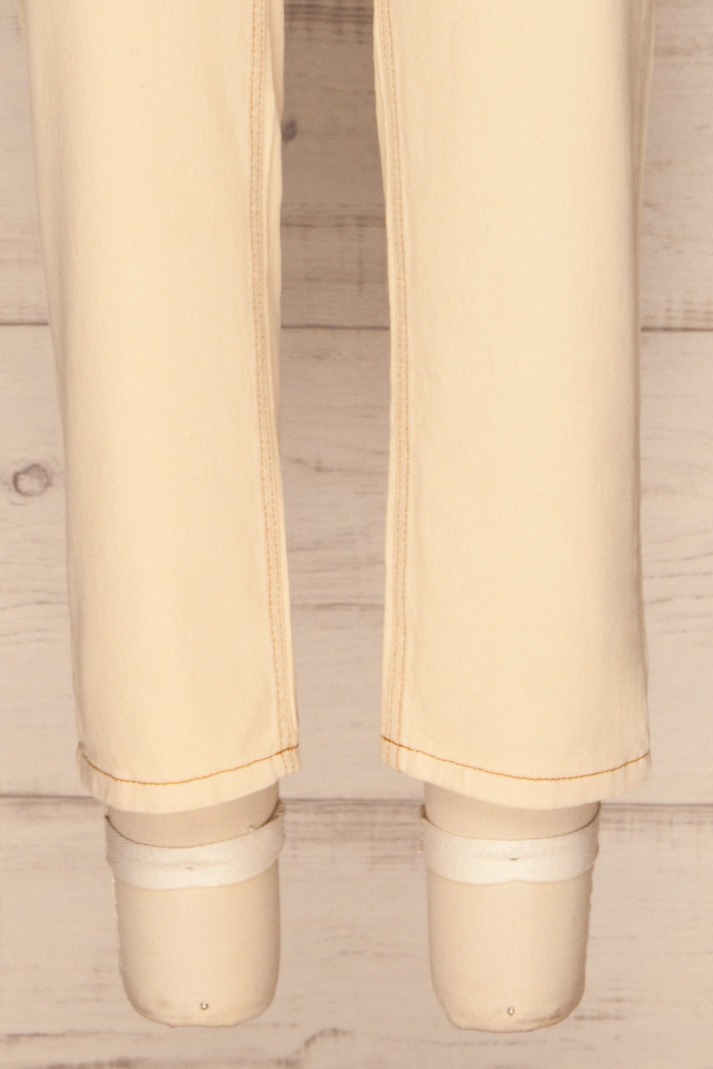 Podgorica Beige High-Waisted Jeans legs | La petite garçonne