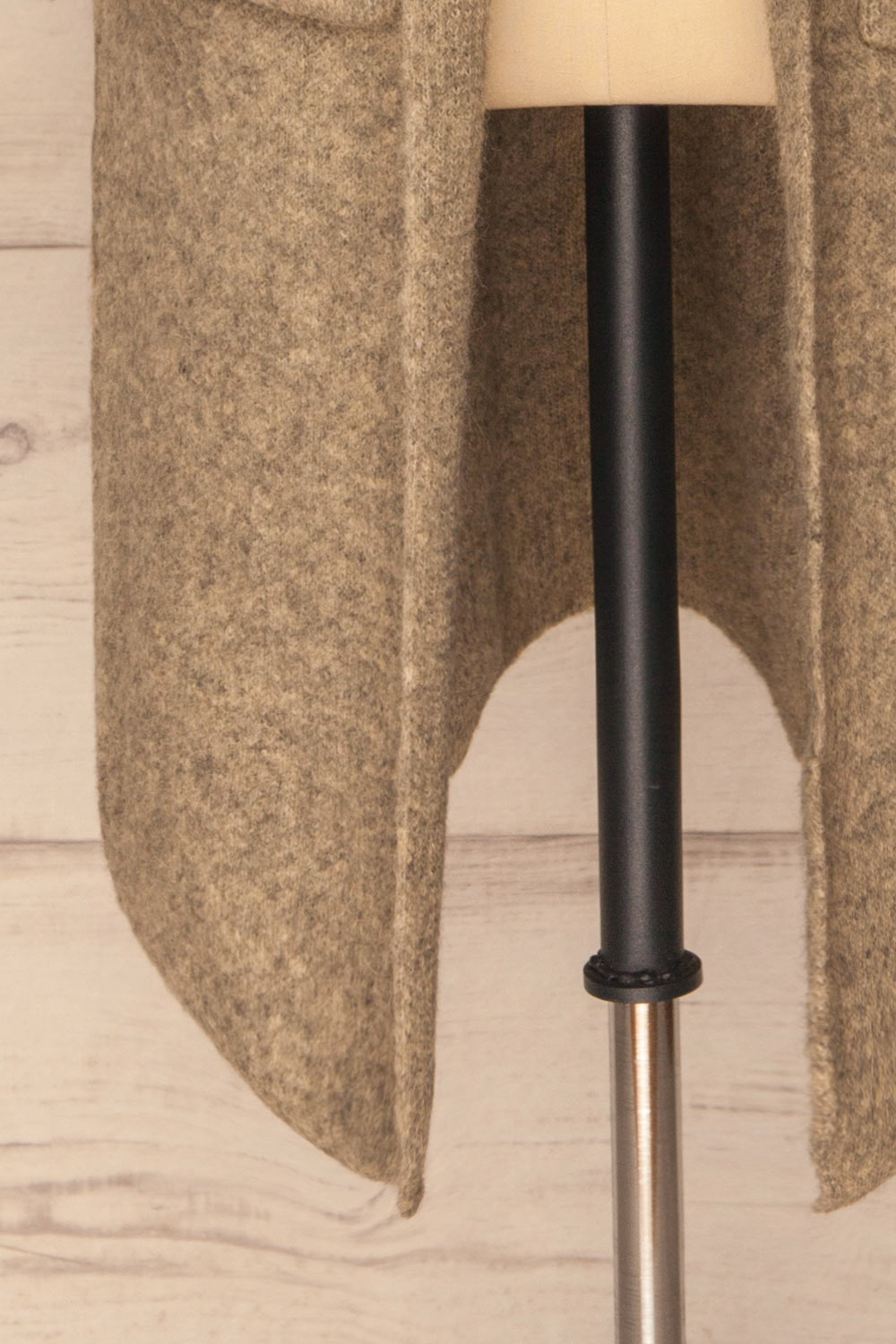 Qormi Grey Long Knitted Cardigan | La petite garçonne bottom