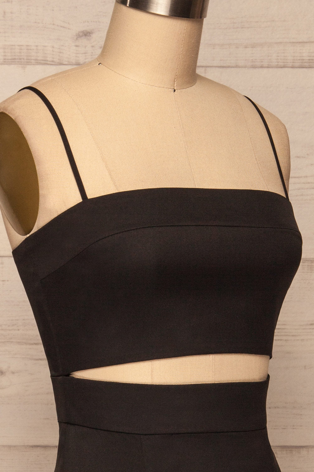 Rachel Black Cut-Out Party Dress | Robe side close up| La Petite Garçonne