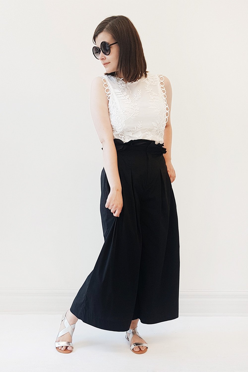 Lavrion Black Wide Leg Cropped Pants | La Petite Garçonne Chpt. 2