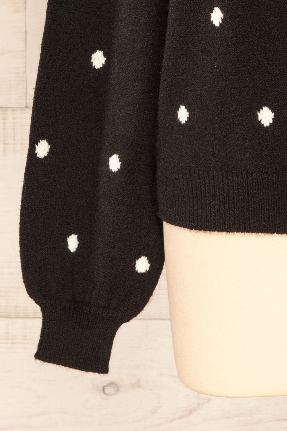 Resen Black Polka Dot Knitted Top | La petite garçonne sleeve