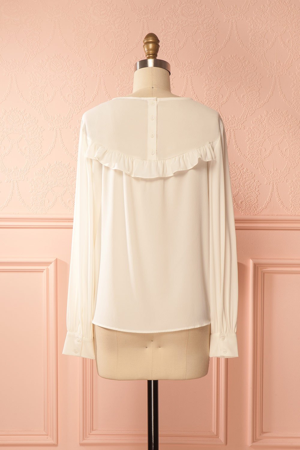 Rubina Jour White Embroidered Flowers Blouse | Boutique 1861