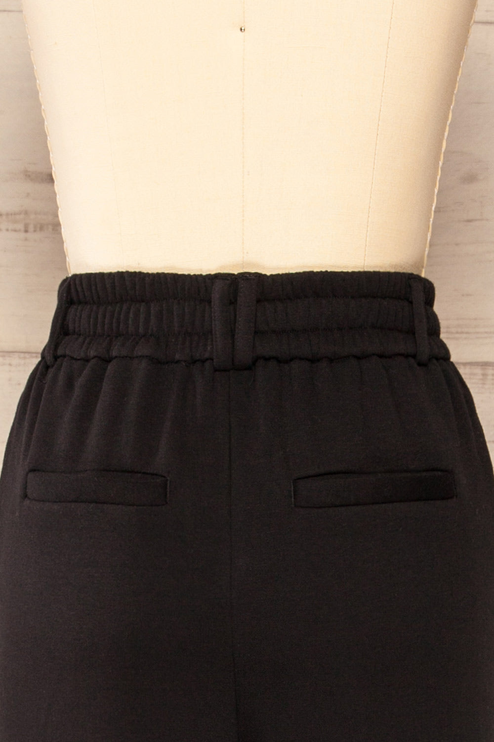 Sasso Black Adjustable Jogger pants With Pockets | La petite garçonne back close-up