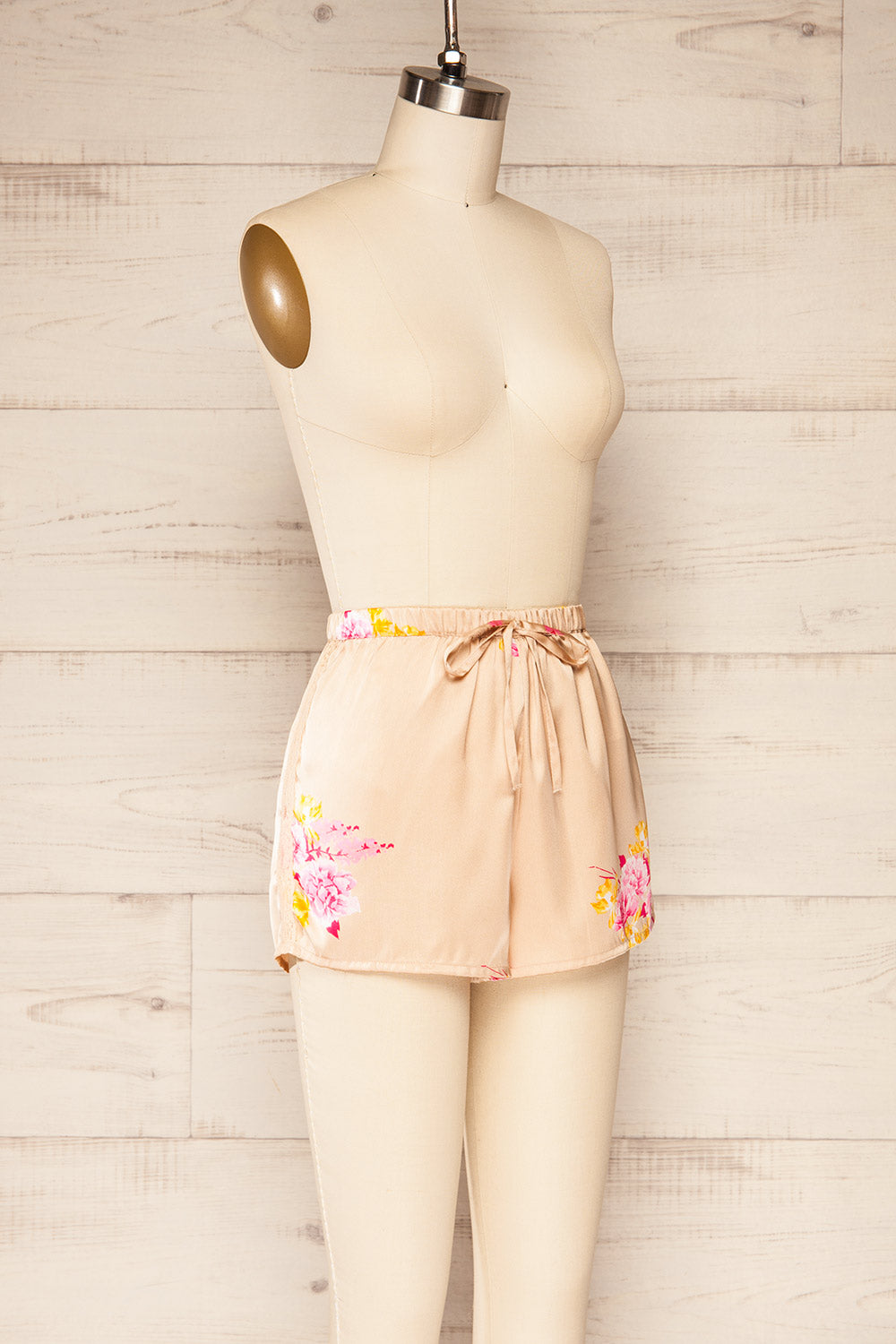 Set Eforie Satin Floral Tank Top And Bottom | La petite garçonne side view