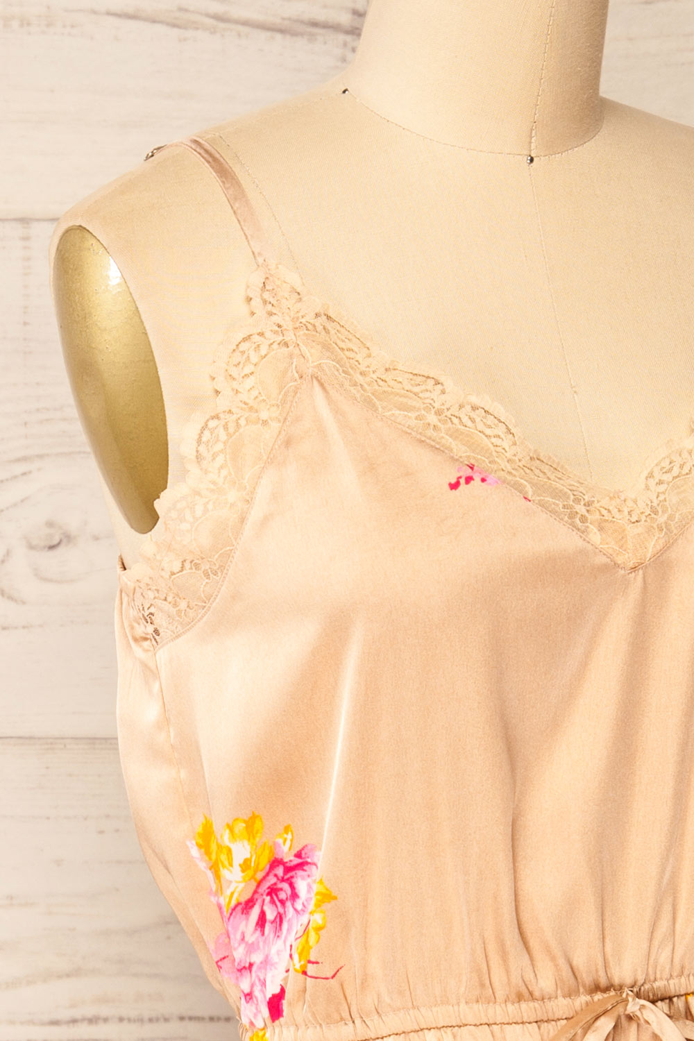 Set Eforie Satin Floral Tank Top And Bottom | La petite garçonne top side view