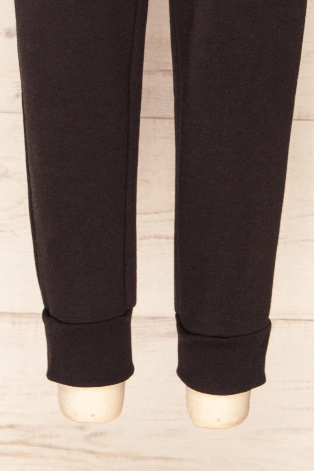 Set Luqa Black Sweater & Joggers Set | La petite garçonne bottom