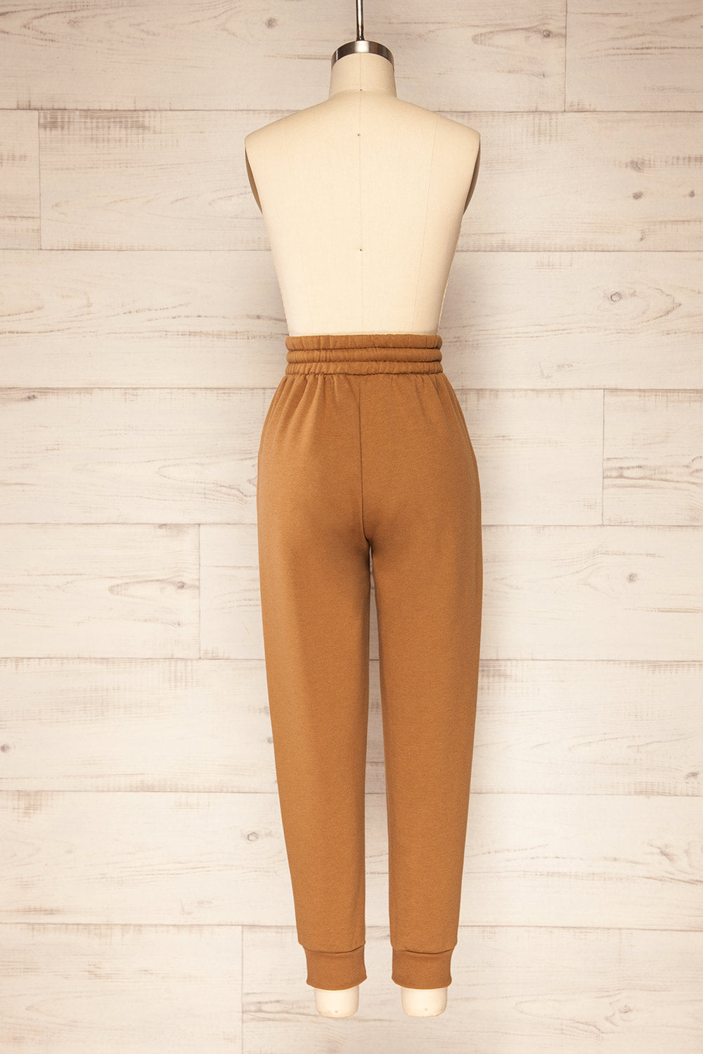 Set Luqa Camel Sweater & Joggers Set | La petite garçonne back view