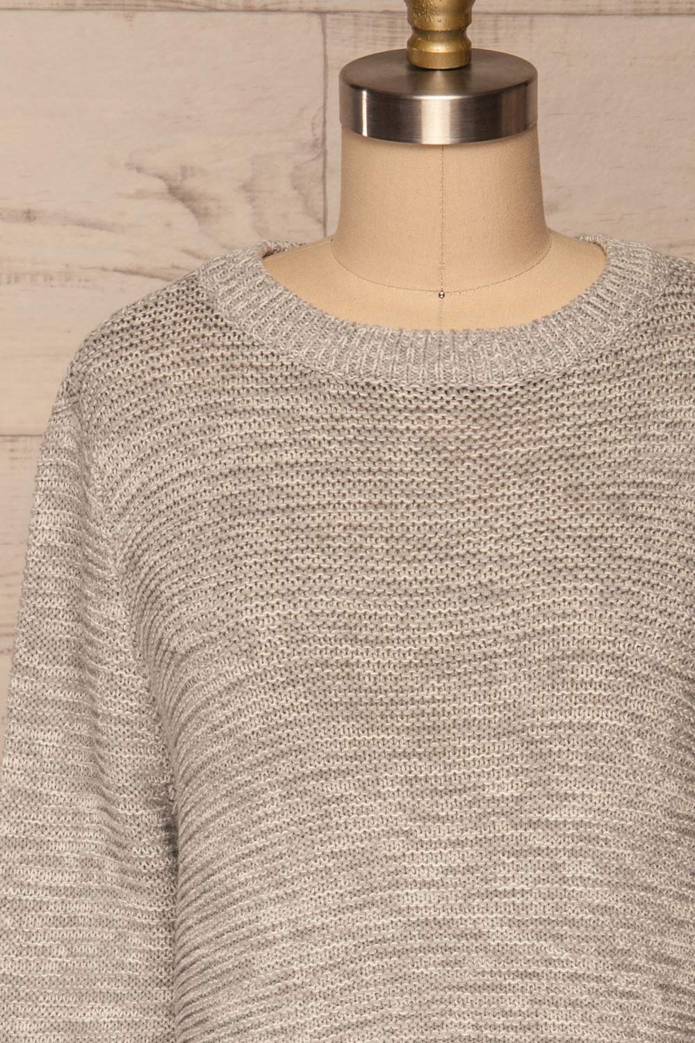 Sorinnes Sweater Dress | Robe Grise | La Petite Garçonne front close-up